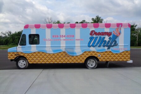 2100744 Dreamy Whip Ice Cream Truck (4)
