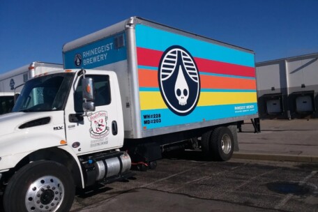 2102993 Heidleberg Dist Rhinegeist 20ft Box Truck (6)